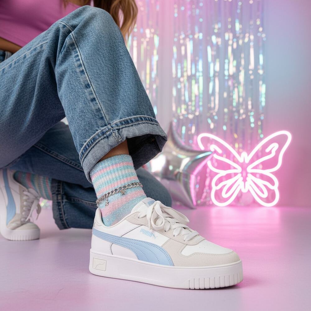 Puma White + Blue Platform Sneakers • Women’s 8 • Like New